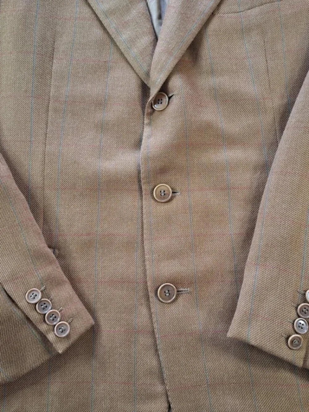 Luciano Barbera gently worn